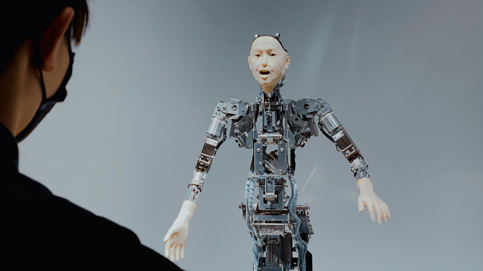 La Inteligencia Artificial: Un Aliado Clave en el Futuro de la Ayuda Humanitaria